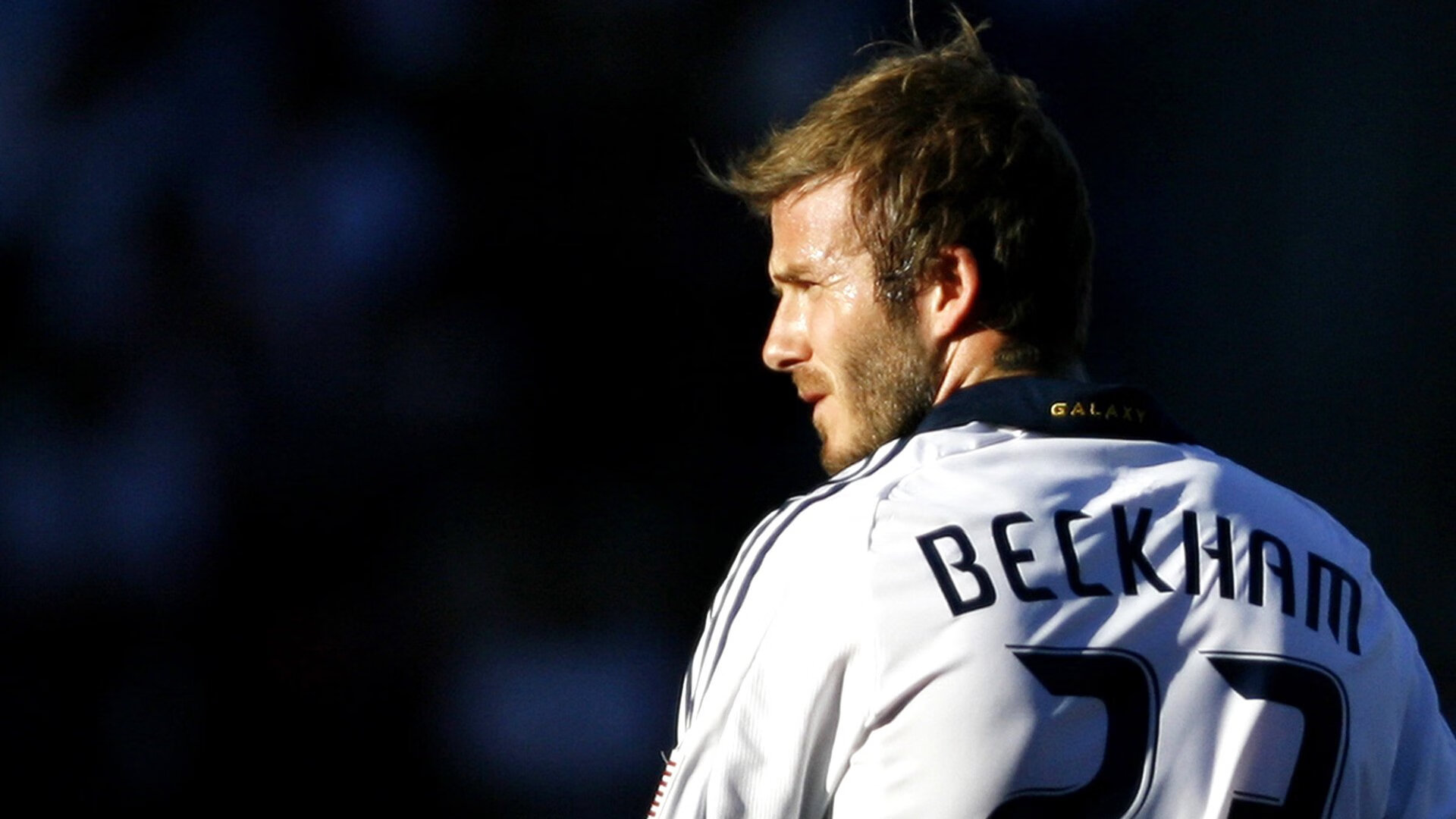 球队内部气氛紧张，竞争激烈，球队的问题